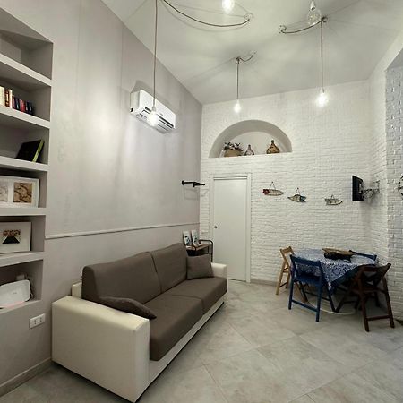 Apartamento La Maisonette At Duomo Nápoles Exterior foto